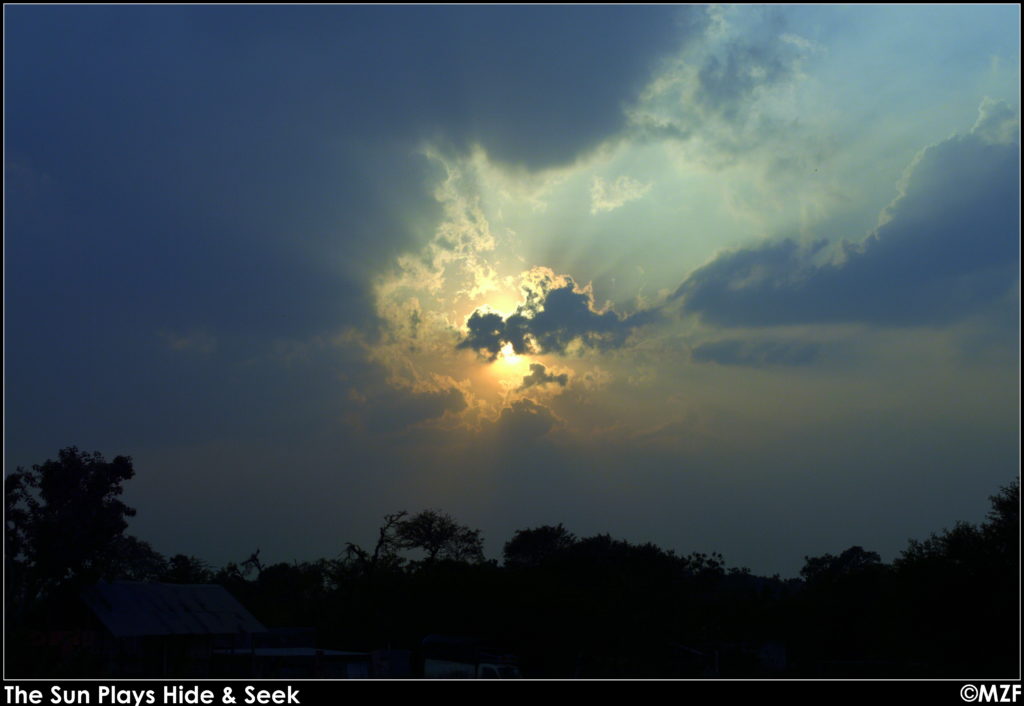 Onboard Gandhidham Express: Hide & Seek with the Sun