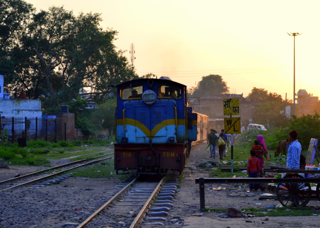 52184 Srimathura - Dholpur narrow gauge passenger