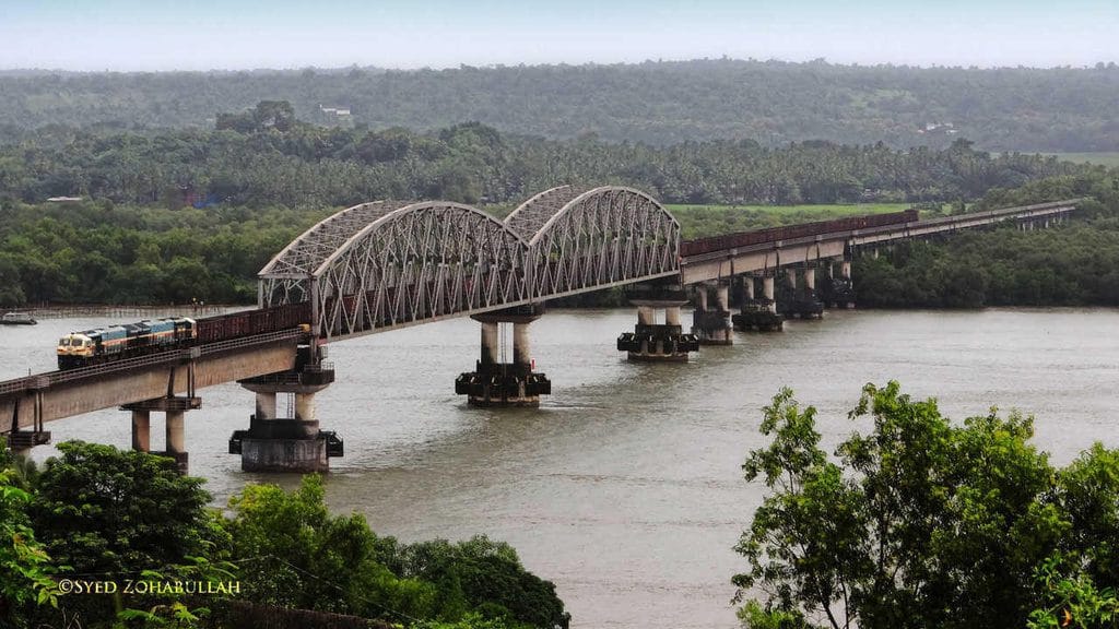 Konkan Railway - A BOXN rake Over Zuari River